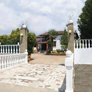 Hotel Paris, Berati
